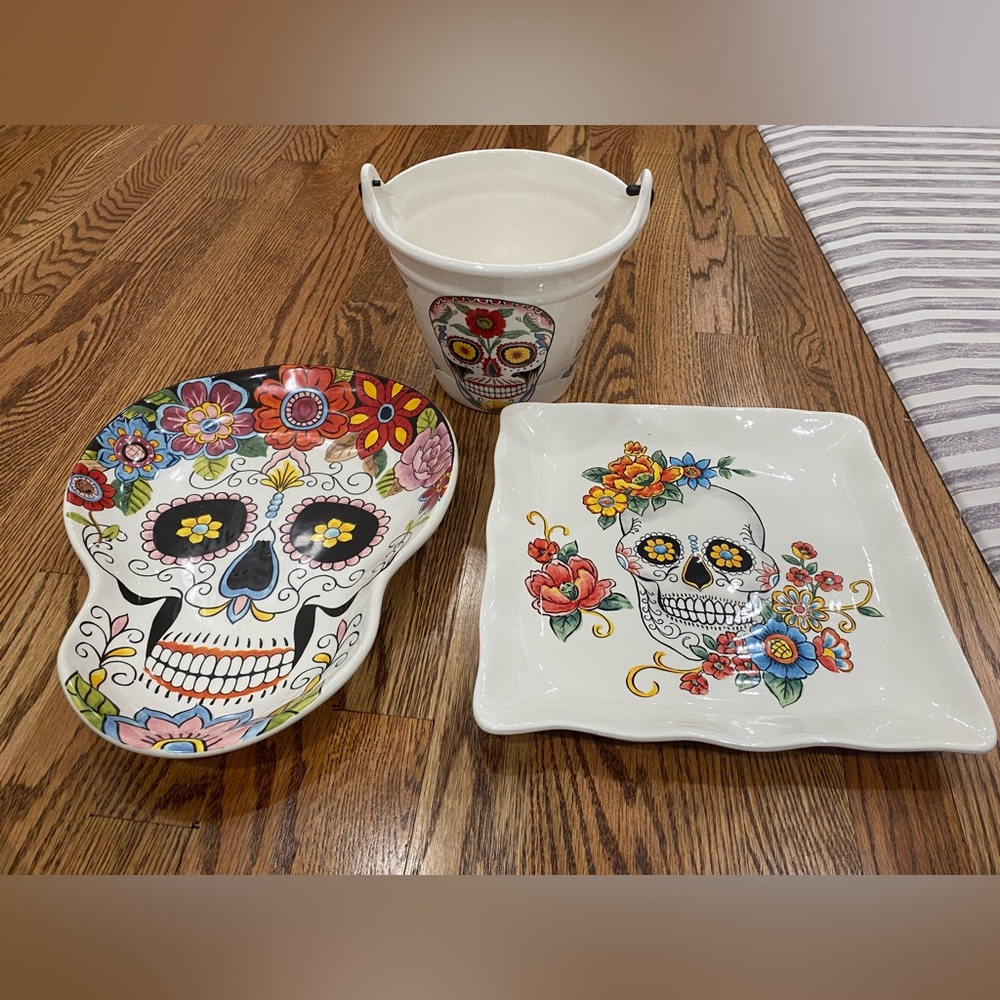 Day of the Dead: Serving Set (3 Pieces) Like NEW!